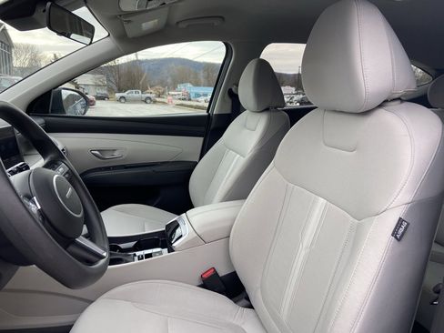 Used 2025 Hyundai Tucson SEL image 9