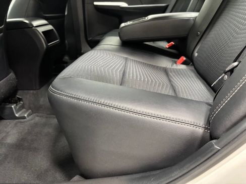 Used 2014 Toyota Camry SE FWD image 42