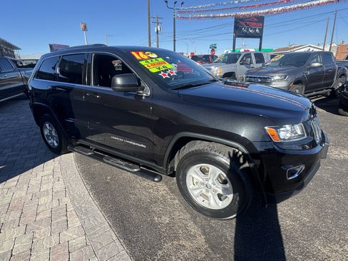 Used 2016 Jeep Grand Cherokee Laredo w/ Quick Order Package 23E image 8