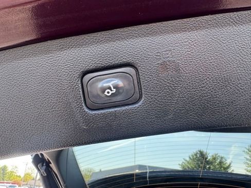 Used 2024 Ford Edge SEL w/ Convenience Package image 15