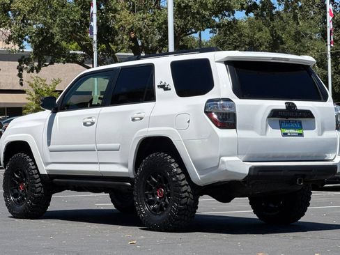 Used 2023 Toyota 4Runner TRD Off-Road Premium w/ Moonroof Package AWD/4WD image 5