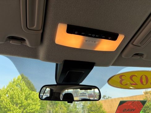 Used 2023 Nissan Kicks SV FWD image 21