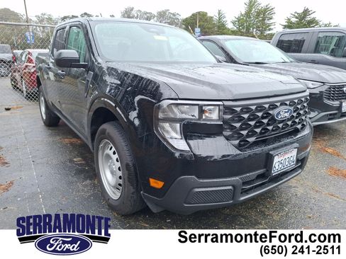 Used 2025 Ford Maverick XL image 1