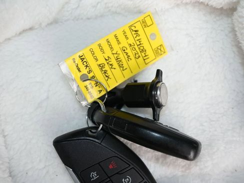 Used 2023 GMC Yukon Denali Ultimate AWD/4WD image 23
