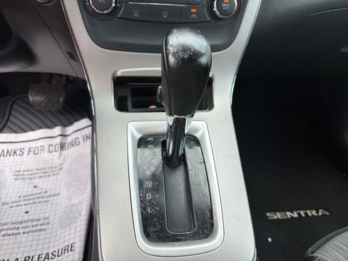 Used 2015 Nissan Sentra SV FWD image 26