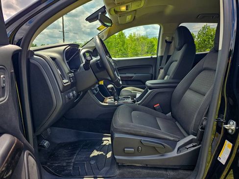Used 2018 GMC Canyon SLE w/ Nightfall Edition AWD/4WD image 12