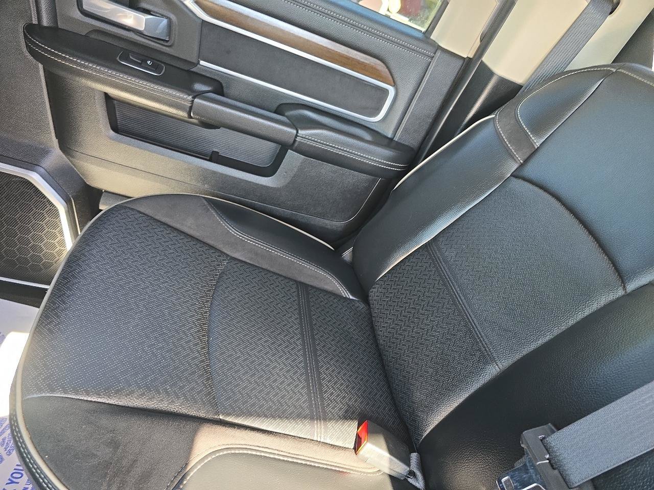 Used 2024 RAM 2500 Laramie AWD/4WD image 18