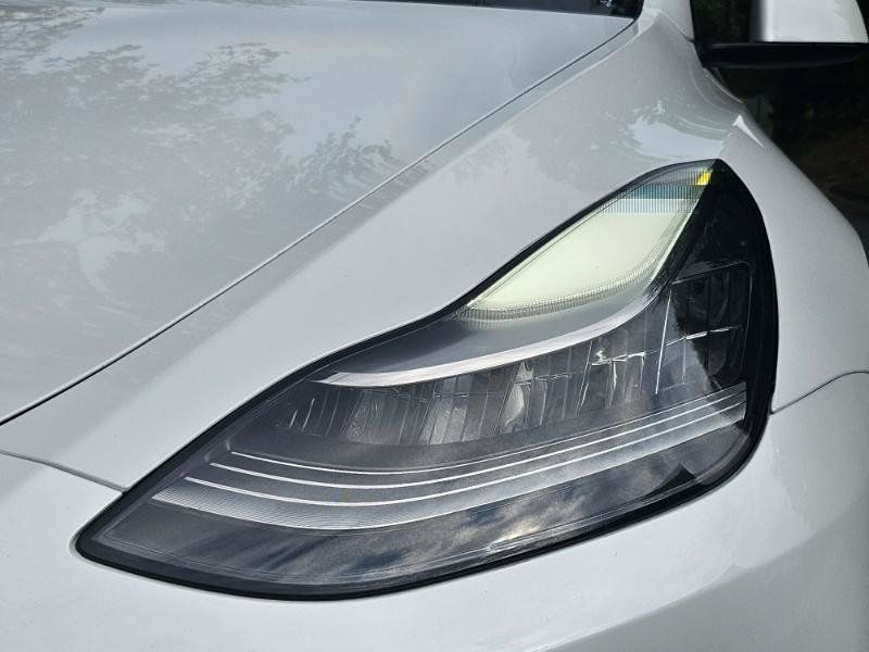 Used 2021 Tesla Model Y Long Range AWD/4WD image 28