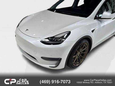 Used 2021 Tesla Model Y Long Range AWD/4WD image 3