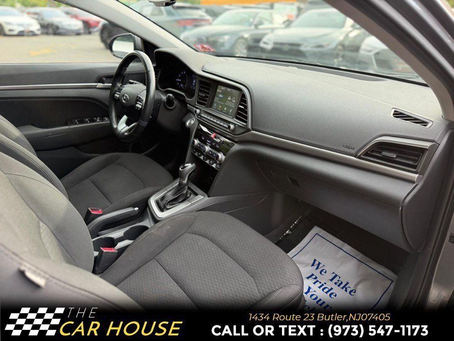 Used 2020 Hyundai Elantra Value Edition w/ Cargo Package (C1) FWD image 21