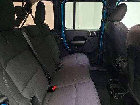 Used 2020 Jeep Wrangler Unlimited Sport S AWD/4WD image 19