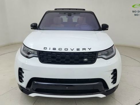 Used 2023 Land Rover Discovery HSE R-Dynamic AWD/4WD image 2