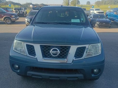 Used 2013 Nissan Frontier SV w/ SV Value Truck Pkg AWD/4WD image 8