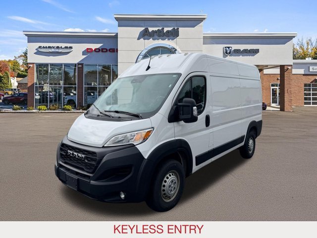 Used 2025 RAM ProMaster 2500 w/ Convenience Group FWD image 4