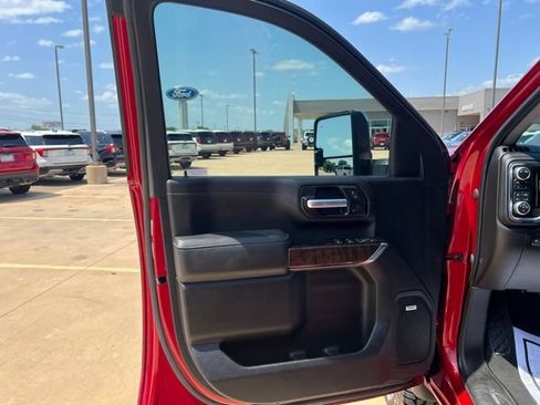 Used 2021 GMC Sierra 2500 Denali w/ Denali Ultimate Package AWD/4WD image 10