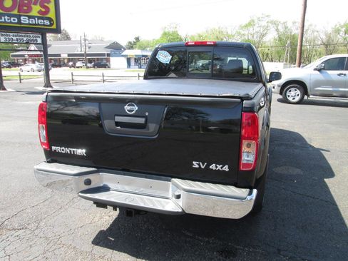 Used 2015 Nissan Frontier SV AWD/4WD image 17