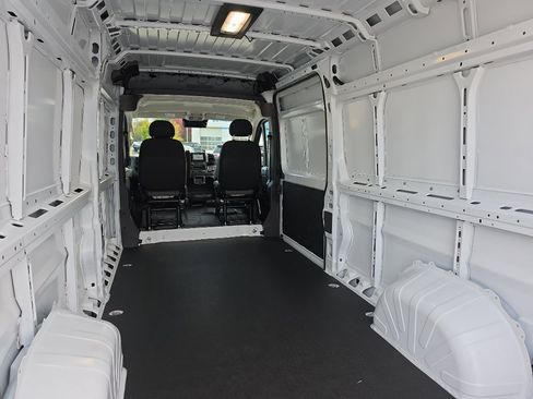 New 2026 RAM ProMaster 3500 w/ Convenience Group image 16