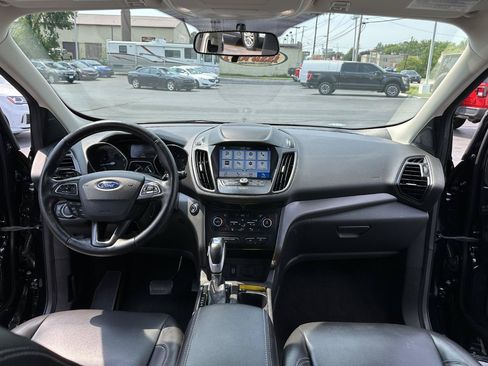 Used 2019 Ford Escape SEL AWD/4WD image 45