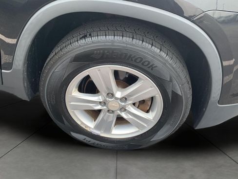 Used 2015 Chevrolet Trax LT w/ LPO, Cargo Package AWD/4WD image 19
