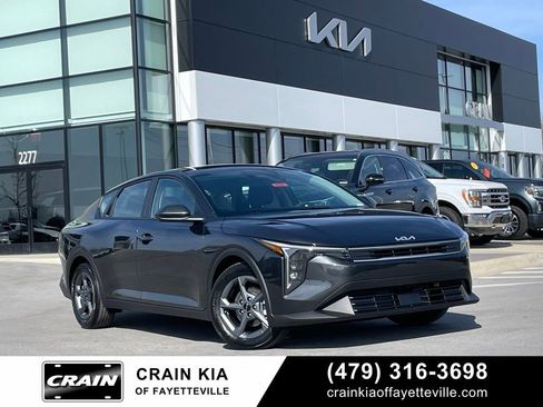 New 2026 Kia K4 FWD image 1
