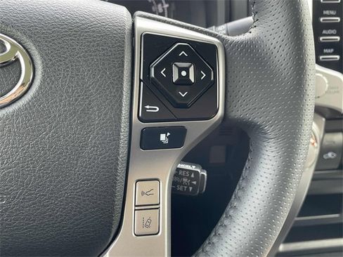 Used 2024 Toyota 4Runner SR5 image 10