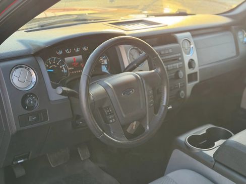 Used 2011 Ford F150 XLT w/ XLT Chrome Pkg image 9