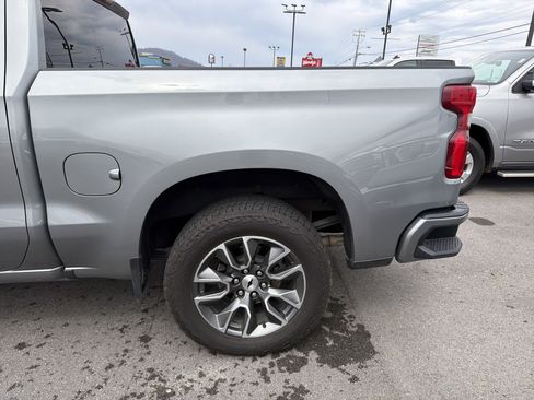 Used 2025 Chevrolet Silverado 1500 RST AWD/4WD image 11