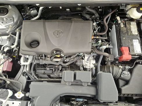 Used 2025 Toyota RAV4 XLE w/ Convenience Package FWD image 33