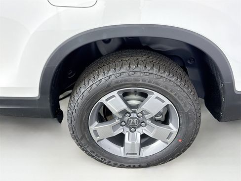 New 2025 Honda Ridgeline RTL image 16