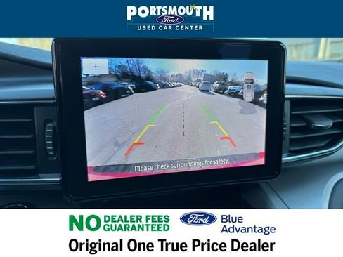 Used 2023 Ford Explorer XLT w/ Equipment Group 202A image 10