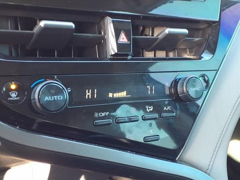 Used 2023 Toyota Camry SE image 20