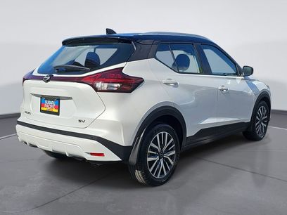 Used 2023 Nissan Kicks SV