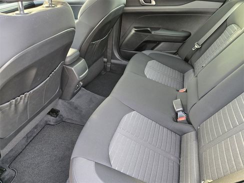 New 2025 Kia K5 LXS image 21
