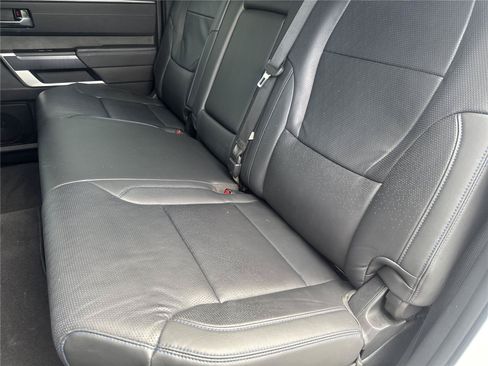 Used 2024 Toyota Tundra Platinum AWD/4WD image 35