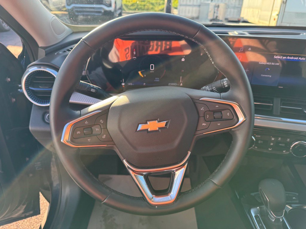 Used 2024 Chevrolet Trax LT w/ Driver Confidence Package FWD image 12