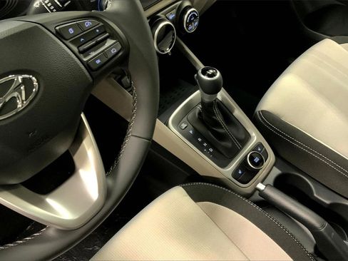 New 2026 Hyundai Venue SEL image 9