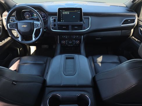 Used 2024 Chevrolet Suburban LT image 20