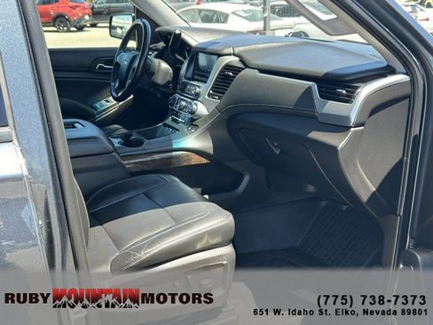 Used 2019 Chevrolet Tahoe LT w/ RST Edition AWD/4WD image 27