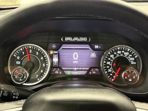 Used 2025 RAM 1500 Big Horn image 32