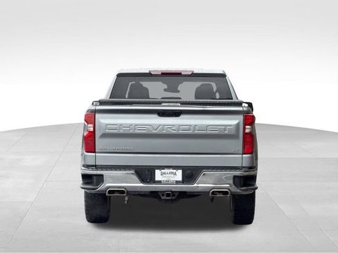 Used 2024 Chevrolet Silverado 1500 LT w/ Z71 Off-Road Package AWD/4WD image 9