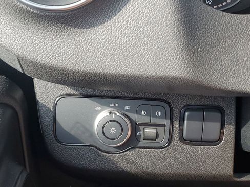 Used 2023 Mercedes-Benz Sprinter 3500 image 23