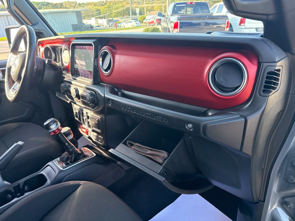 Used 2018 Jeep Wrangler Unlimited Rubicon AWD/4WD image 44