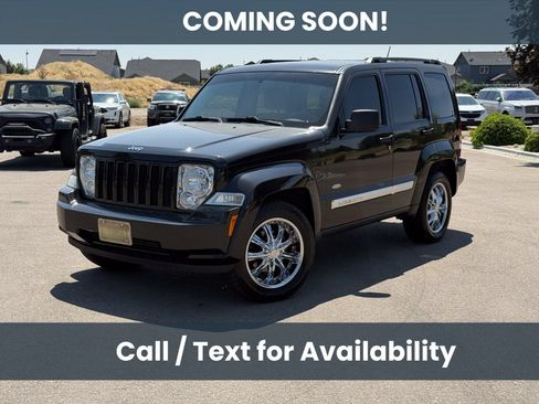 Used 2012 Jeep Liberty Sport AWD/4WD image 3