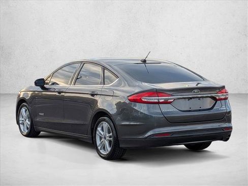 Used 2018 Ford Fusion SE image 8