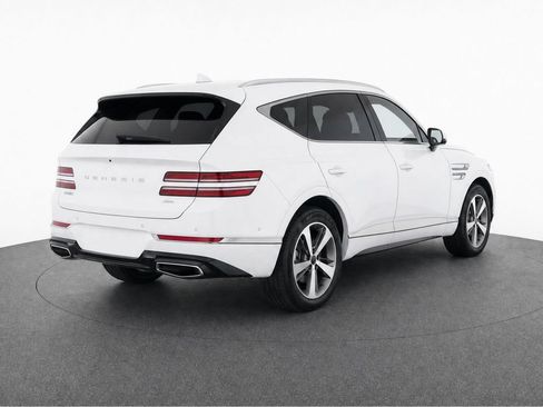 Used 2021 Genesis GV80 2.5T w/ Advanced Package 02 AWD/4WD image 4