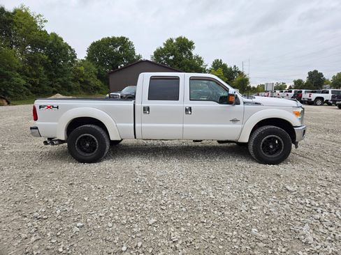 Used 2011 Ford F250 Lariat w/ Chrome Pkg image 5