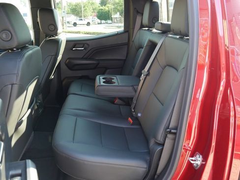 New 2026 Chevrolet Colorado LT w/ LT Convenience Package AWD/4WD image 15