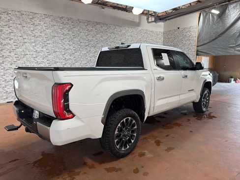 Used 2025 Toyota Tundra Limited AWD/4WD image 7