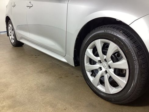 Used 2023 Toyota Corolla LE FWD image 6