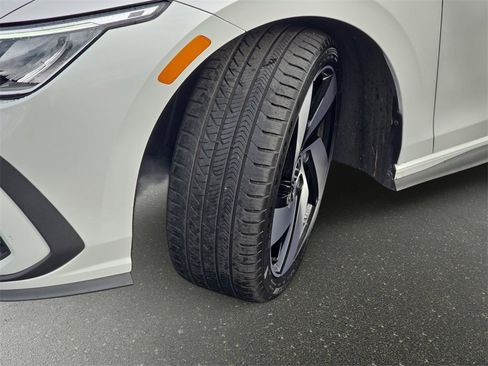 Used 2022 Volkswagen GTI S image 35